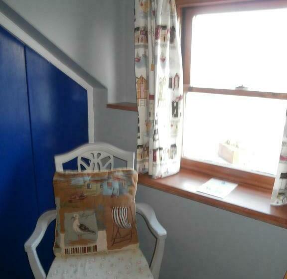 اتاق استاندارد, The Hut Wales   A Sea Front Inn