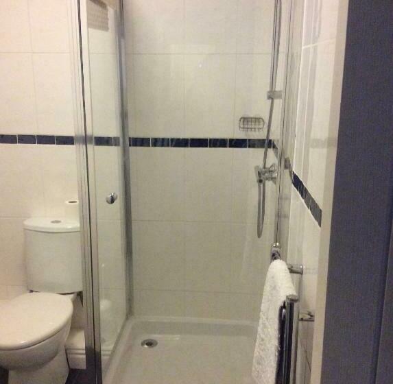 غرفة قياسية مطلّة علي البحر, The Pier Inn