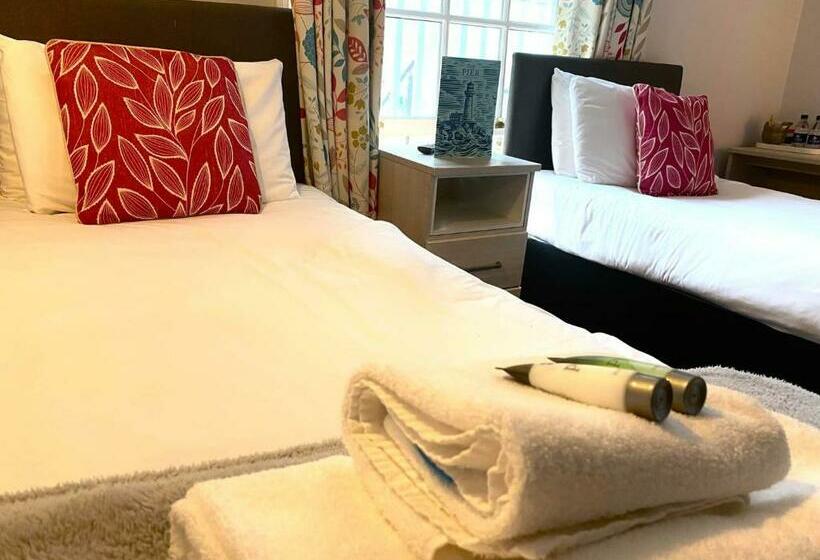 غرفة قياسية مطلّة علي البحر, The Pier Inn