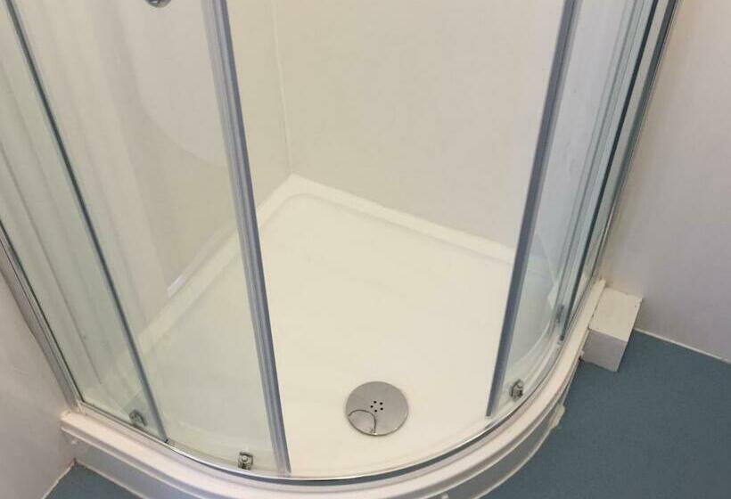 غرفة قياسية مطلّة علي البحر, The Pier Inn