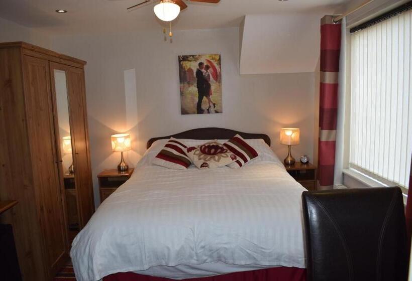 带大床的标准间, Castle Green Bed And Breakfast