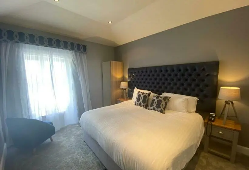Superior-huone, Aberdunant Hall