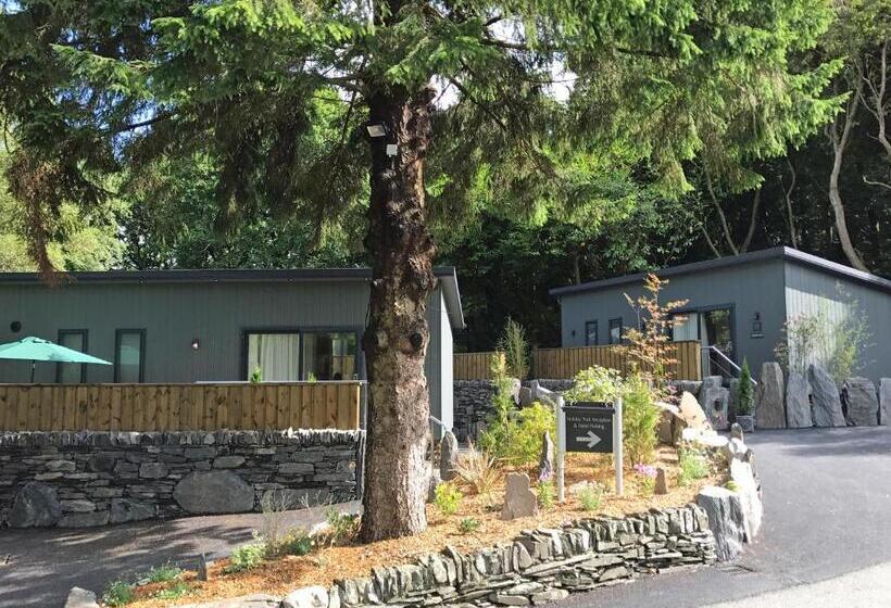 테라스 주니어 스위트, Aberdunant Hall