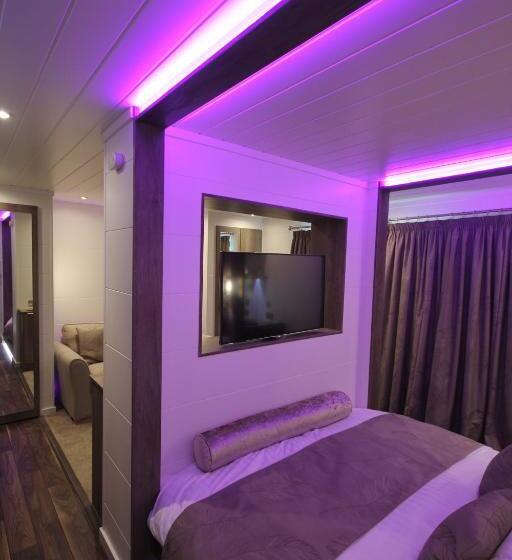 테라스 주니어 스위트, Aberdunant Hall