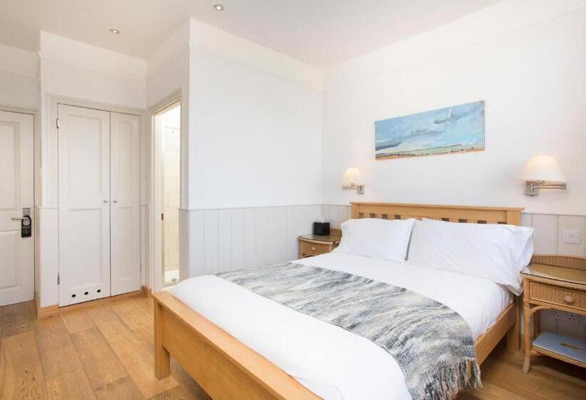 Номер Deluxe Вид на Море с Балконом, Continental