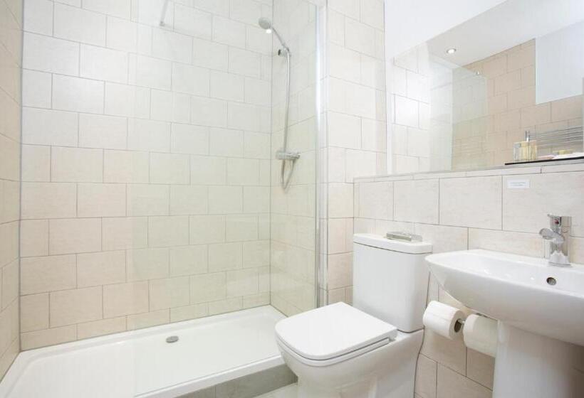 Номер Deluxe, Continental