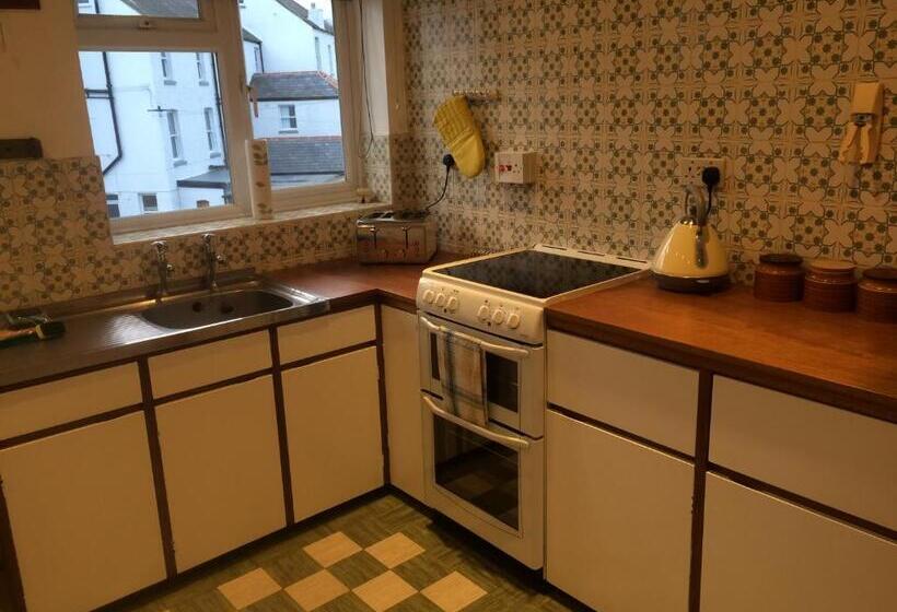 Дом 3 Спальни, Continental