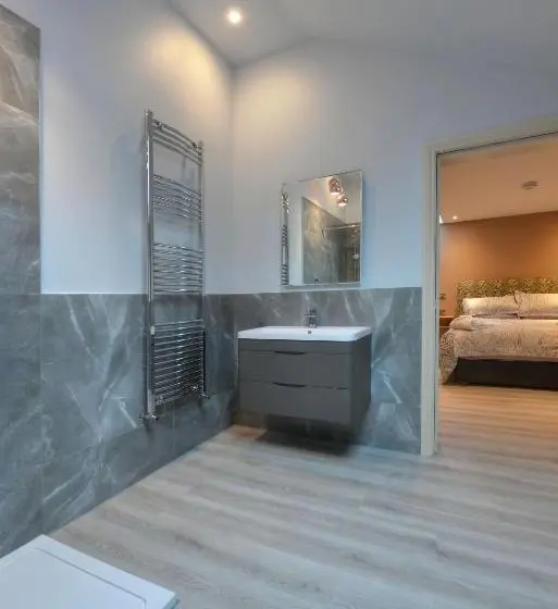 Habitació Deluxe, Little John