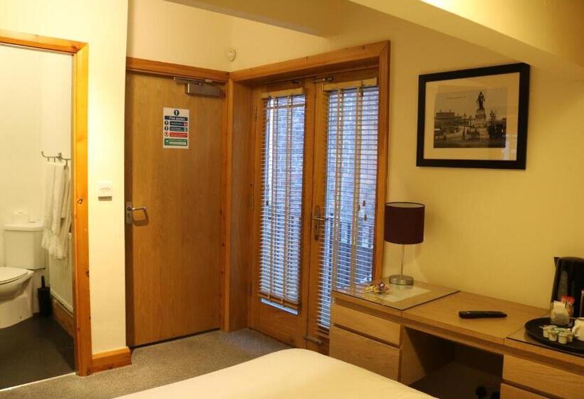 标准间带阳台, Lower Turks Head