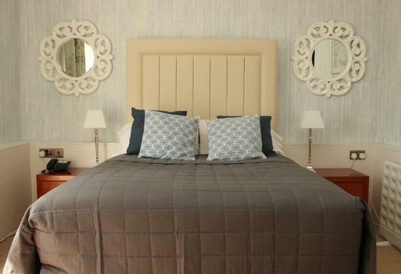 غرفة قياسية, Old Kings Arms