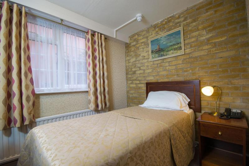 غرفة قياسية فردية, Old Kings Arms