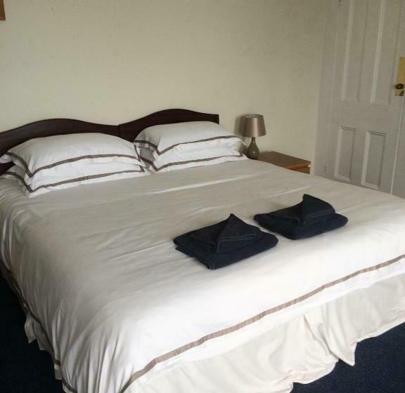 غرفة قياسية مطلّة علي البحر, Royal Temple Yacht Club