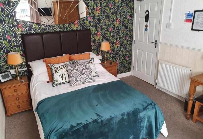 חדר סופריור, קומת קרקע, The Dudley