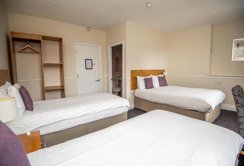 패밀리 스위트, The George Inn