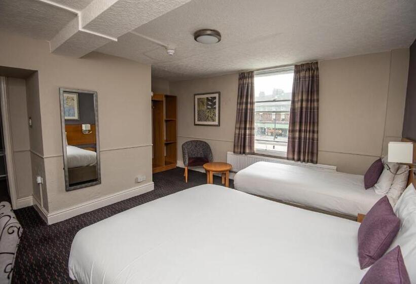 스탠다드 트리플 룸, The George Inn