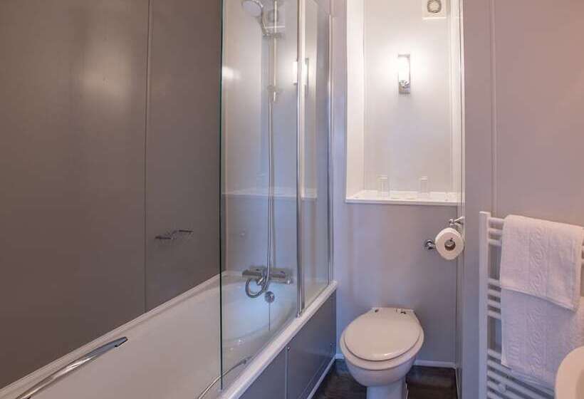 스탠다드 룸, The George Inn