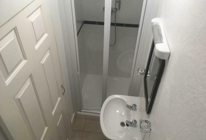 Номер Стандарт Индивидуальный, The White Hart