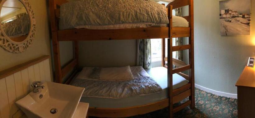 Номер Стандарт с Койками, Lledr House Hostel Near Two Zip World Sites