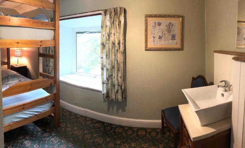 Номер Стандарт с Койками, Lledr House Hostel Near Two Zip World Sites