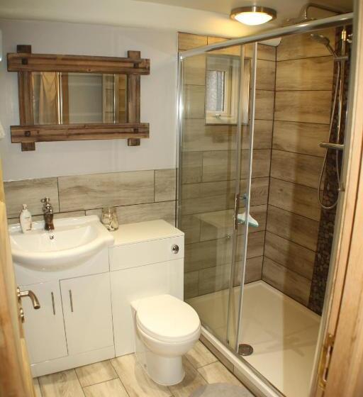Номер Deluxe Кровать Кинг, Lledr House Hostel Near Two Zip World Sites