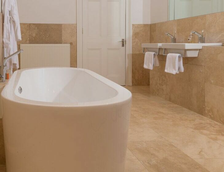 سوئیت دلوکس 3 خوابه, Ravenhurst Bed And Breakfast