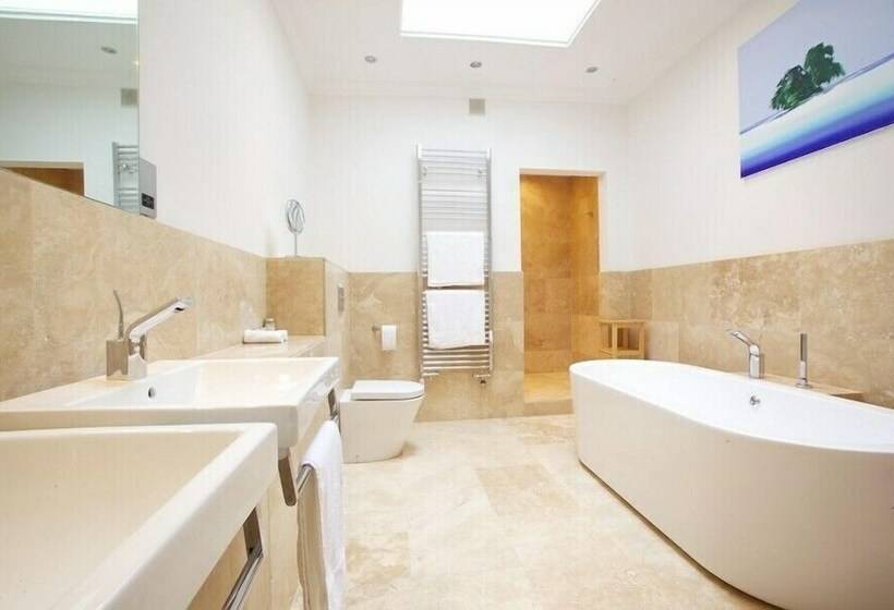 سوئیت دلوکس 3 خوابه, Ravenhurst Bed And Breakfast