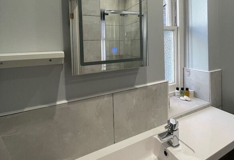 스탠다드 룸 킹사이즈 침대, Southcliffe B&b