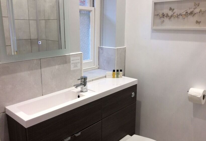 스탠다드 룸 킹사이즈 침대, Southcliffe B&b