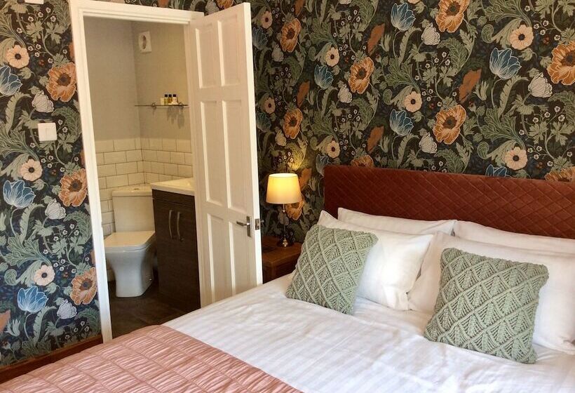 Номер Стандарт с Балконом, Southcliffe B&b