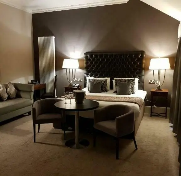 Sviitti, The Enniskillen Hotel And Motel