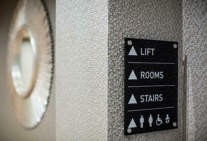 غرفة قياسية لذوى الاحتياجات الخاصة, The Enniskillen Hotel And Motel