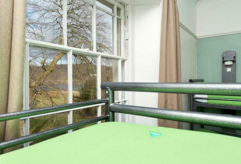 חדר סטנדרט לשלושה עם חדר אמבטיה משוף, Yha Hawkshead