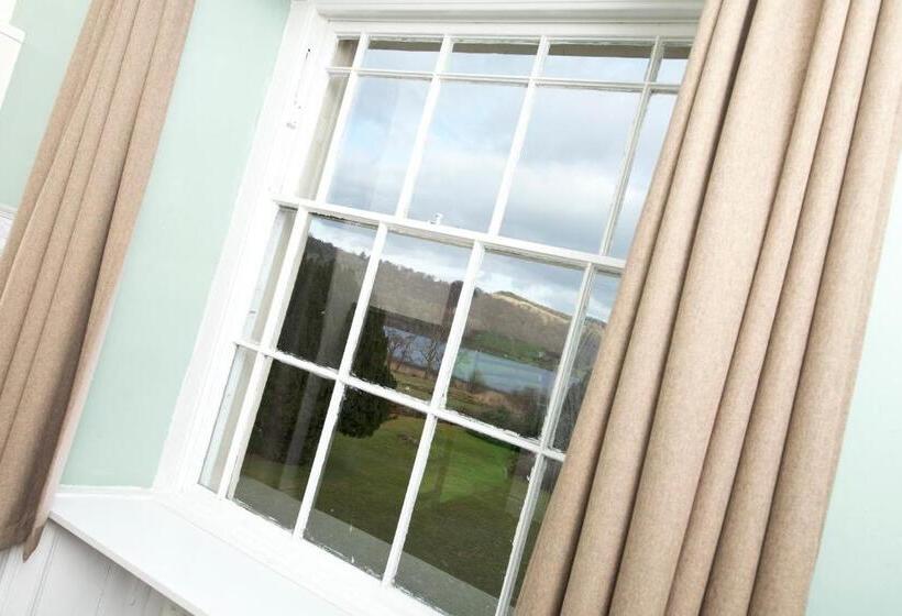 Кровать в Многоместном Номере с Общей Ванной, Yha Hawkshead