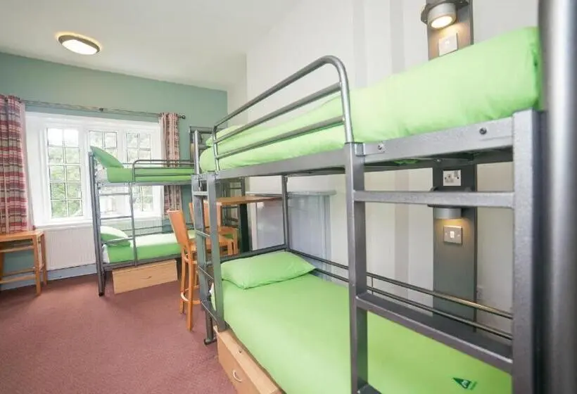 Bed in Shared Room with Shared Bathroom, Yha Ilam Hall