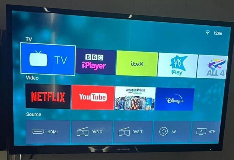 Quarto Superior Cama King, Crowndale Torquay   Exclusively For Adults