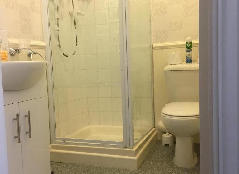 Quarto Deluxe, Crowndale Torquay   Exclusively For Adults