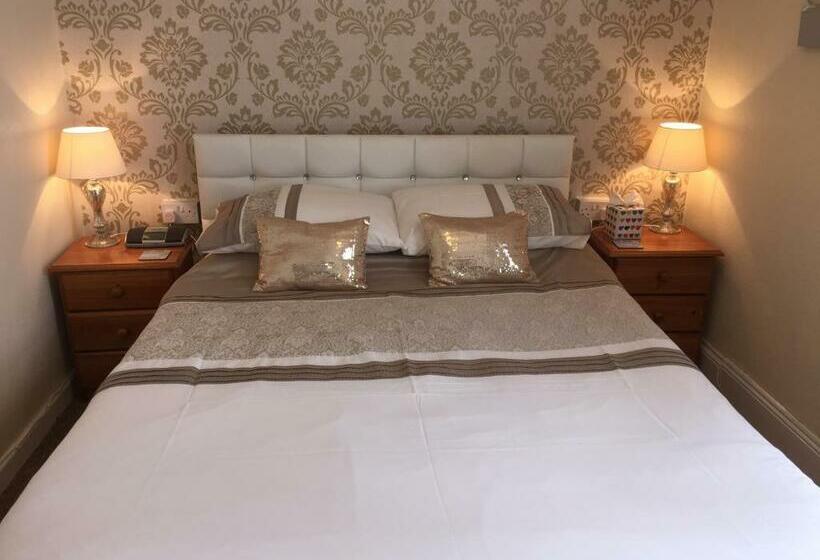 Quarto Estandar Cama King, Crowndale Torquay   Exclusively For Adults