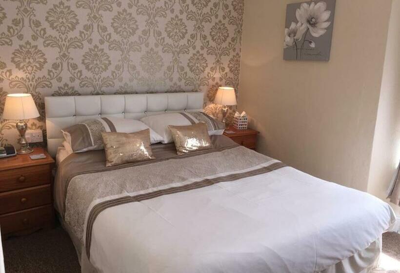 Quarto Estandar Cama King, Crowndale Torquay   Exclusively For Adults