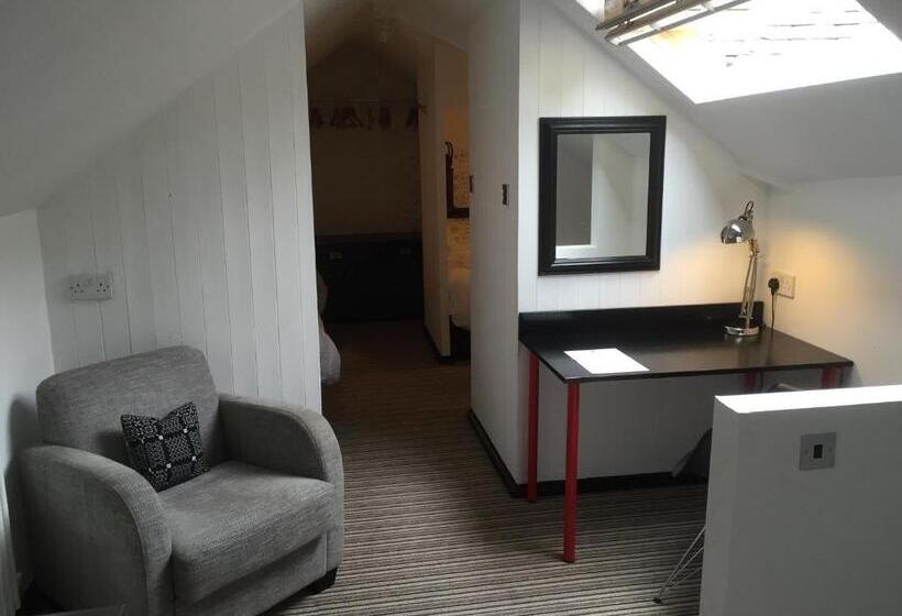 共用房间的床, Greenbank Lodge Llangollen