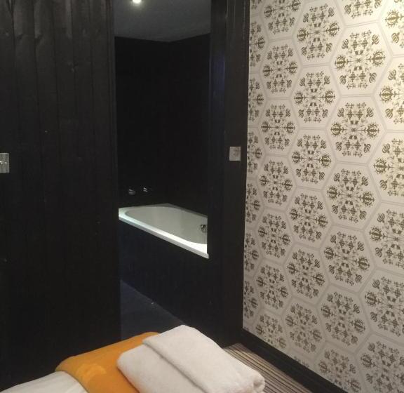 اتاق استاندارد, Greenbank Lodge Llangollen