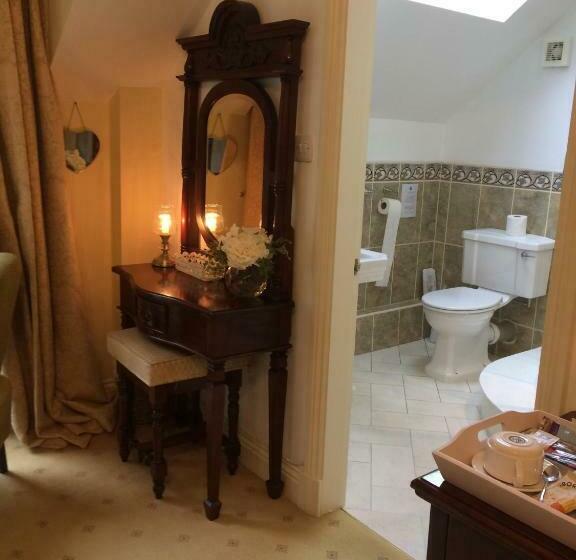 豪华房间, Storrs Gate House