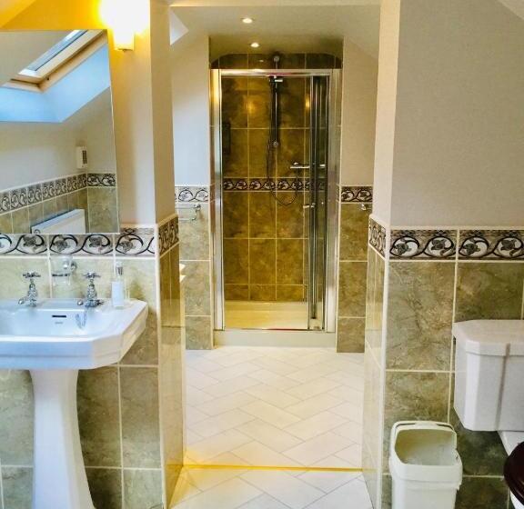 豪华房间, Storrs Gate House