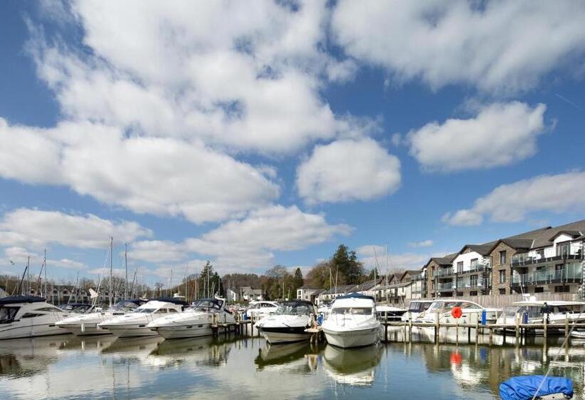 带大床的标准间, Storrs Gate House