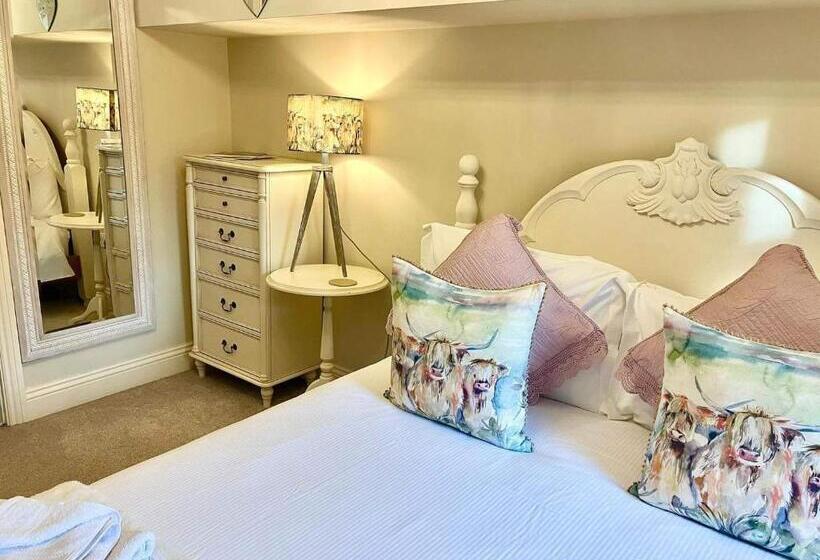 带大床的标准间, Storrs Gate House