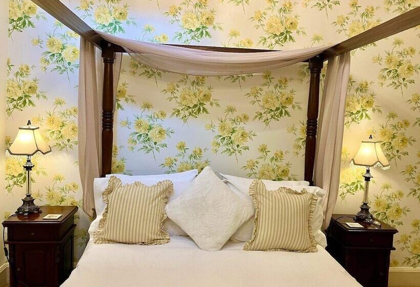 套房, Storrs Gate House