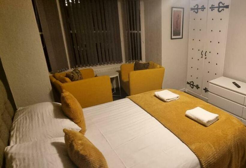 غرفة قياسية, The Angel Inn