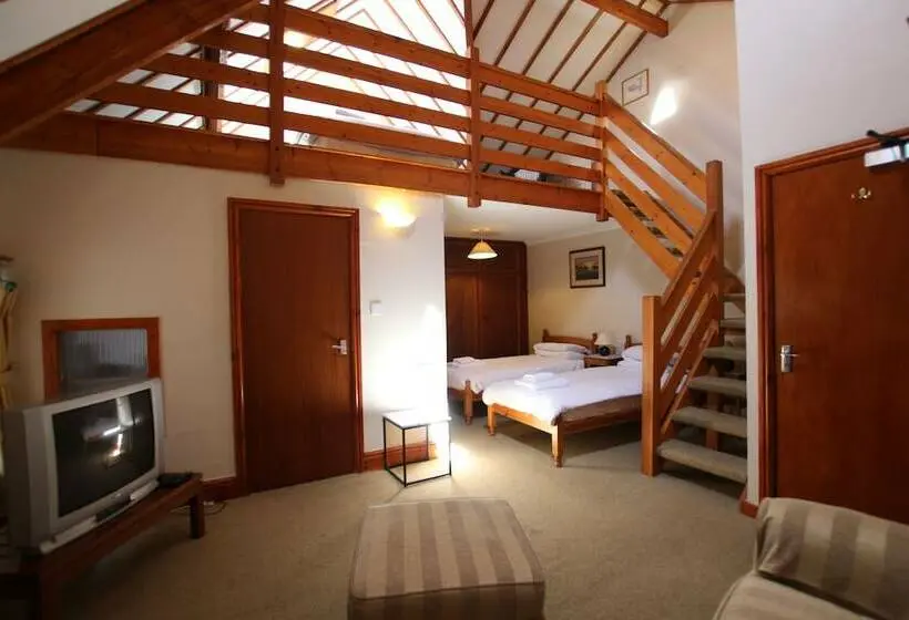 Perhehuone, The Beacons Guest House