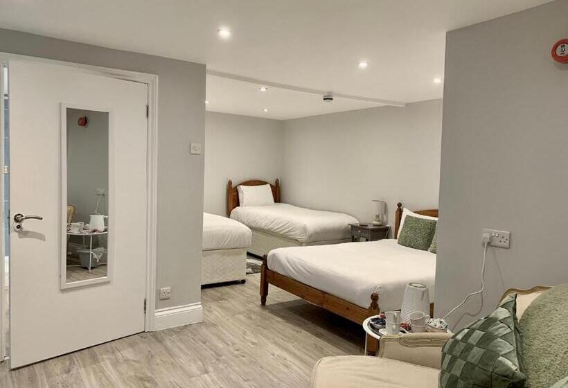 家庭间, The Beacons Guest House