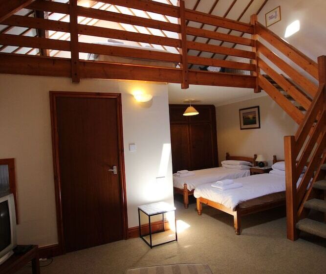 家庭间, The Beacons Guest House
