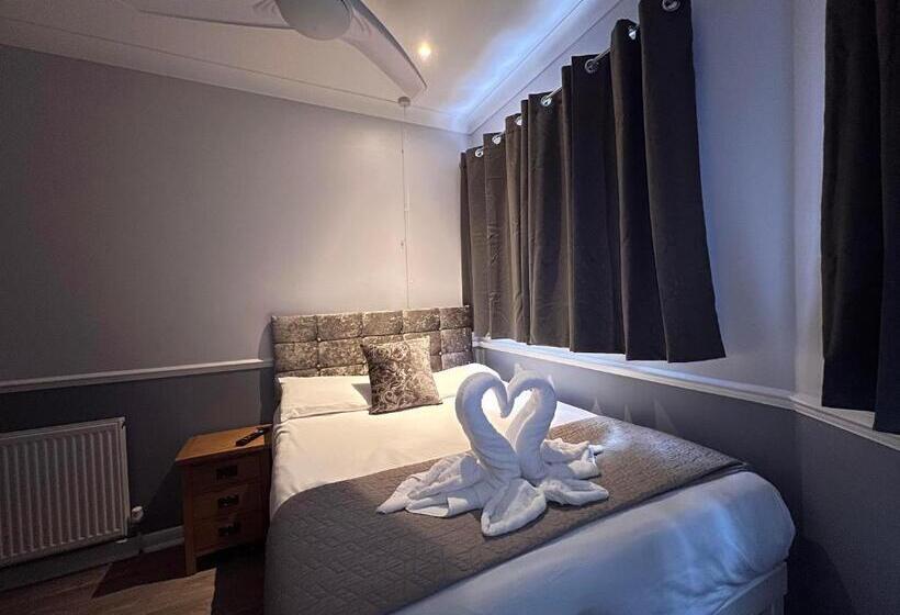 标准间, The Commongate Hotels